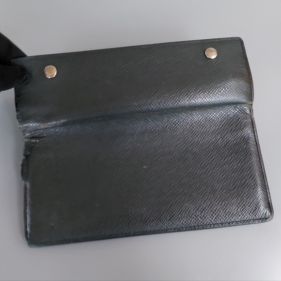Louis Vuitton Taiga Leather Compact Wallet - Picture 5 of 11